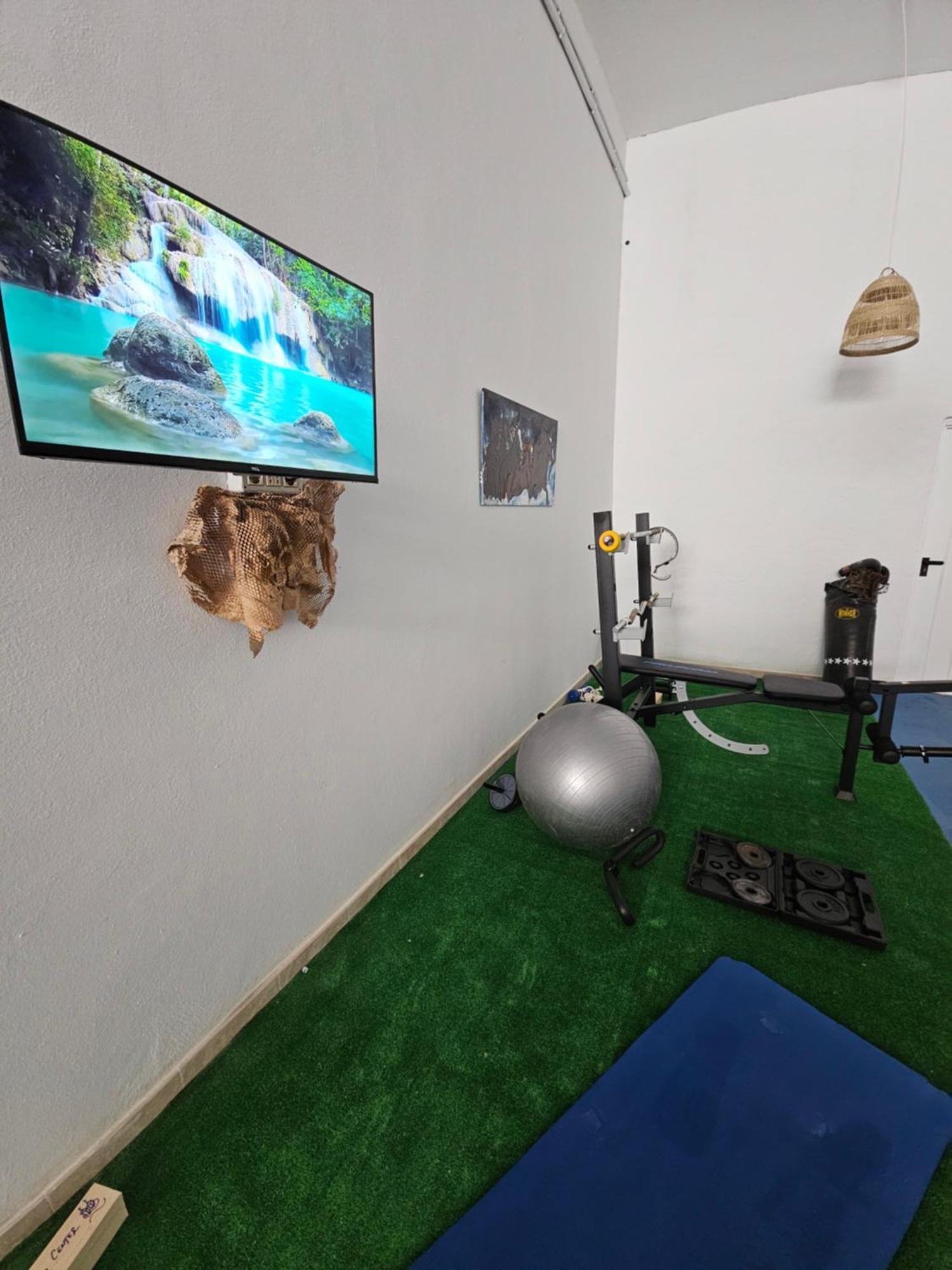 Fuerteventura Beach Vacations And Blue Mango Surf&Fitness Center At Charco Puerto del Rosario  Oda fotoğraf